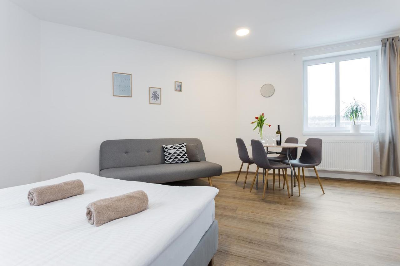 Harfa Apartments 布拉格 外观 照片