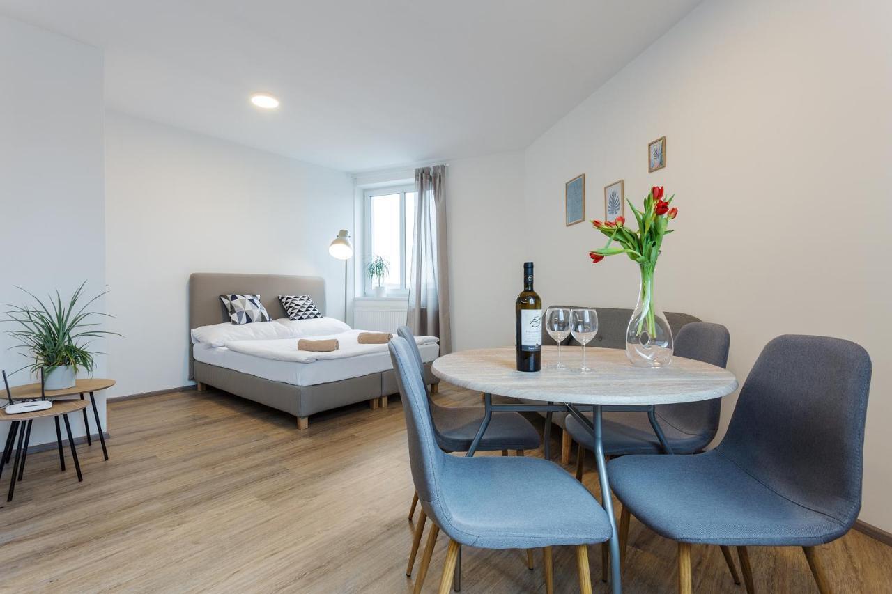 Harfa Apartments 布拉格 外观 照片
