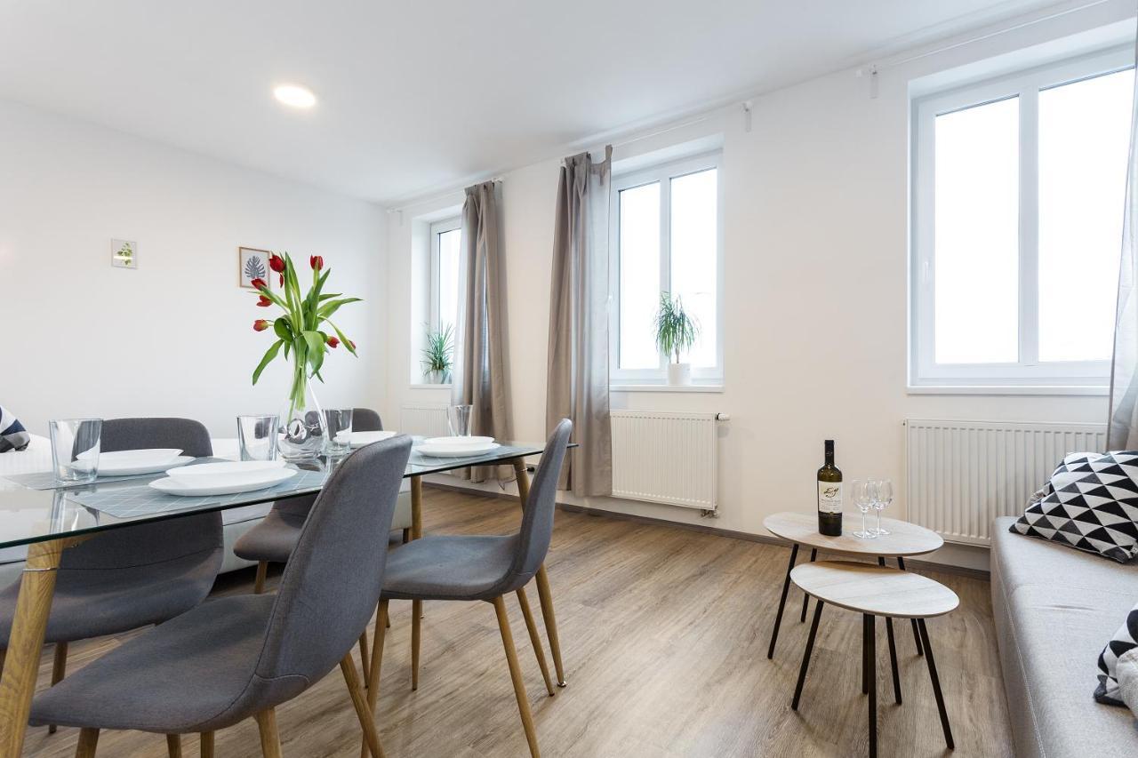 Harfa Apartments 布拉格 外观 照片