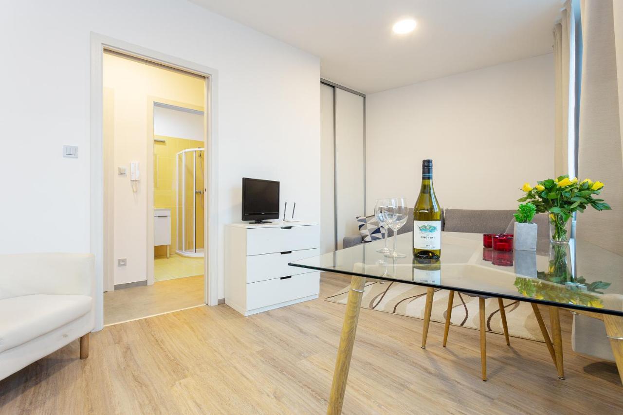 Harfa Apartments 布拉格 外观 照片